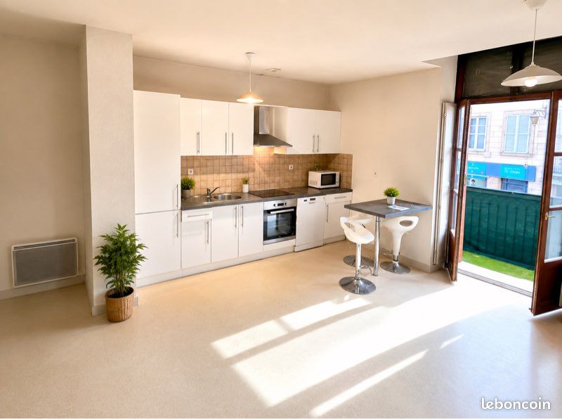 Appartement 3 pièces 65 m² · à Montignac-Lascaux · 65 m² · 660 €/mois