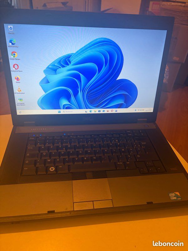 Ordinateur portable dell latitude e5510 sous Windows 11 professionnels (image 4)