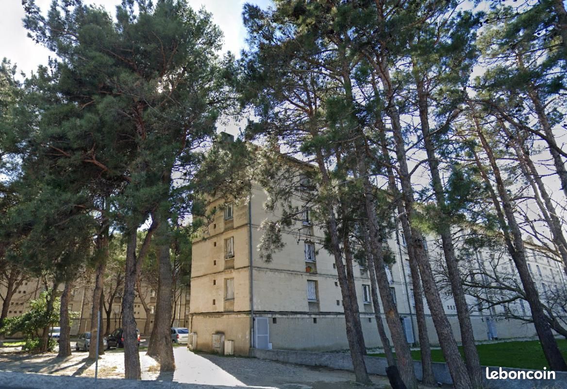 Appartement 4 pièces 44 m² · à Avignon · 44 m² · 459 €