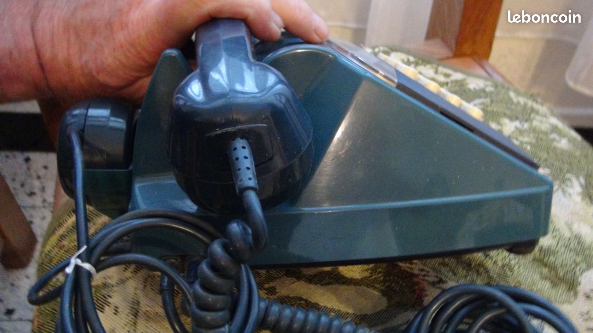 Teléphone socotel modèle S 63 à cadran bleu canard 1983 vintage - Décoration