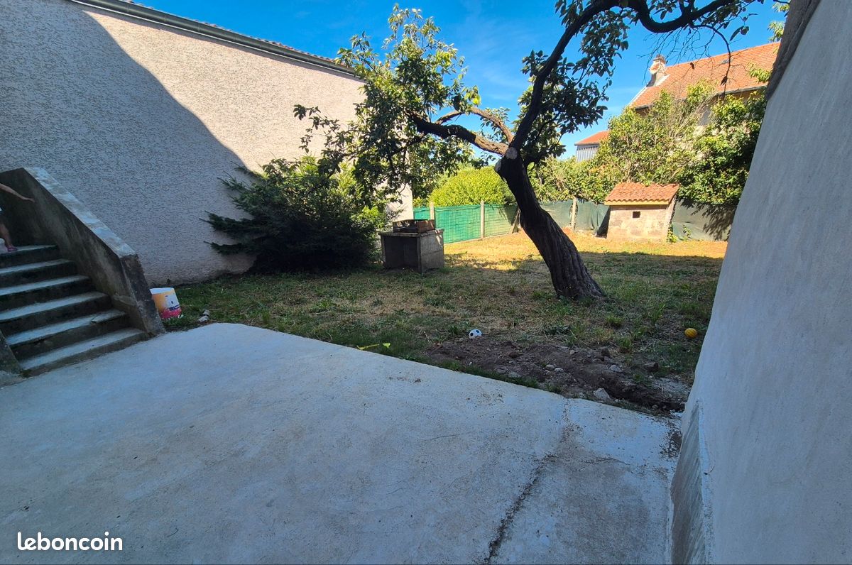 Maison 5 pièces 105 m² · à Monistrol-sur-Loire · 105 m² · 940 €/mois