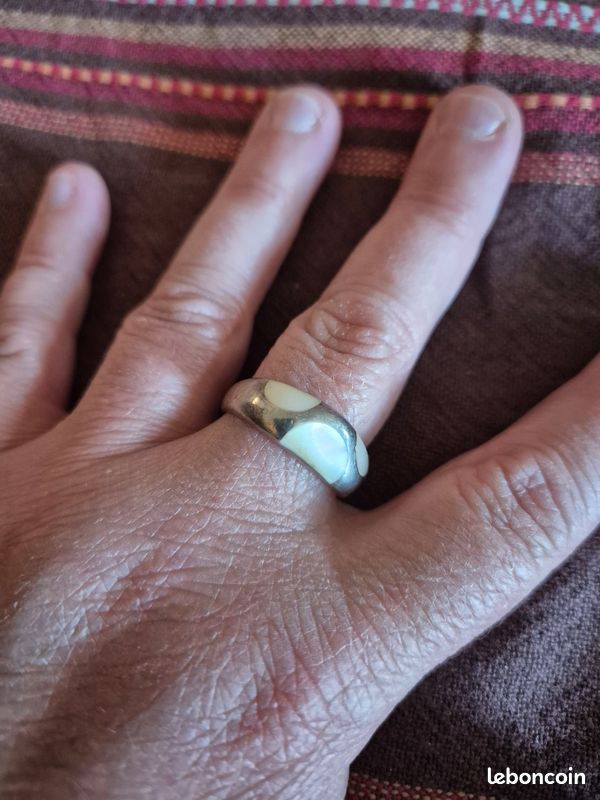 Bague fantaisie (image 1)