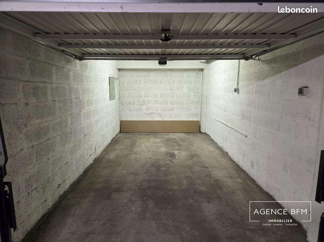 Parking 15 m² · à Annecy · 15 m² · 170 €/mois