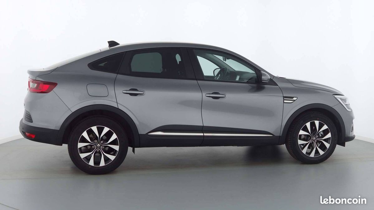 Renault arkana e tech 145 business (image 11)