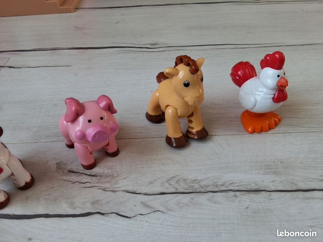 Schleich Farm World – Coffret 7 Animaux De La Ferme – Chien, Chat, Cochon, Chèvre, Veau, Cheval, Coq – Dès 3 Ans