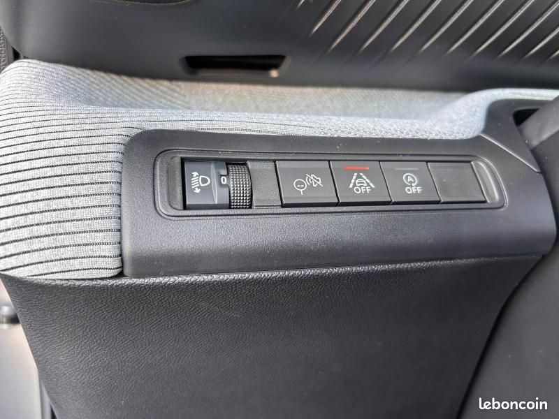 Citroen C3 1.2 Turbo 100ch MAX (image 9)