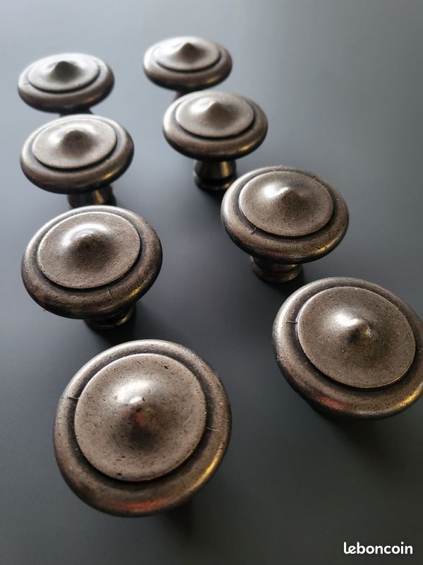 Lot de 8 boutons de meubles (image 1)