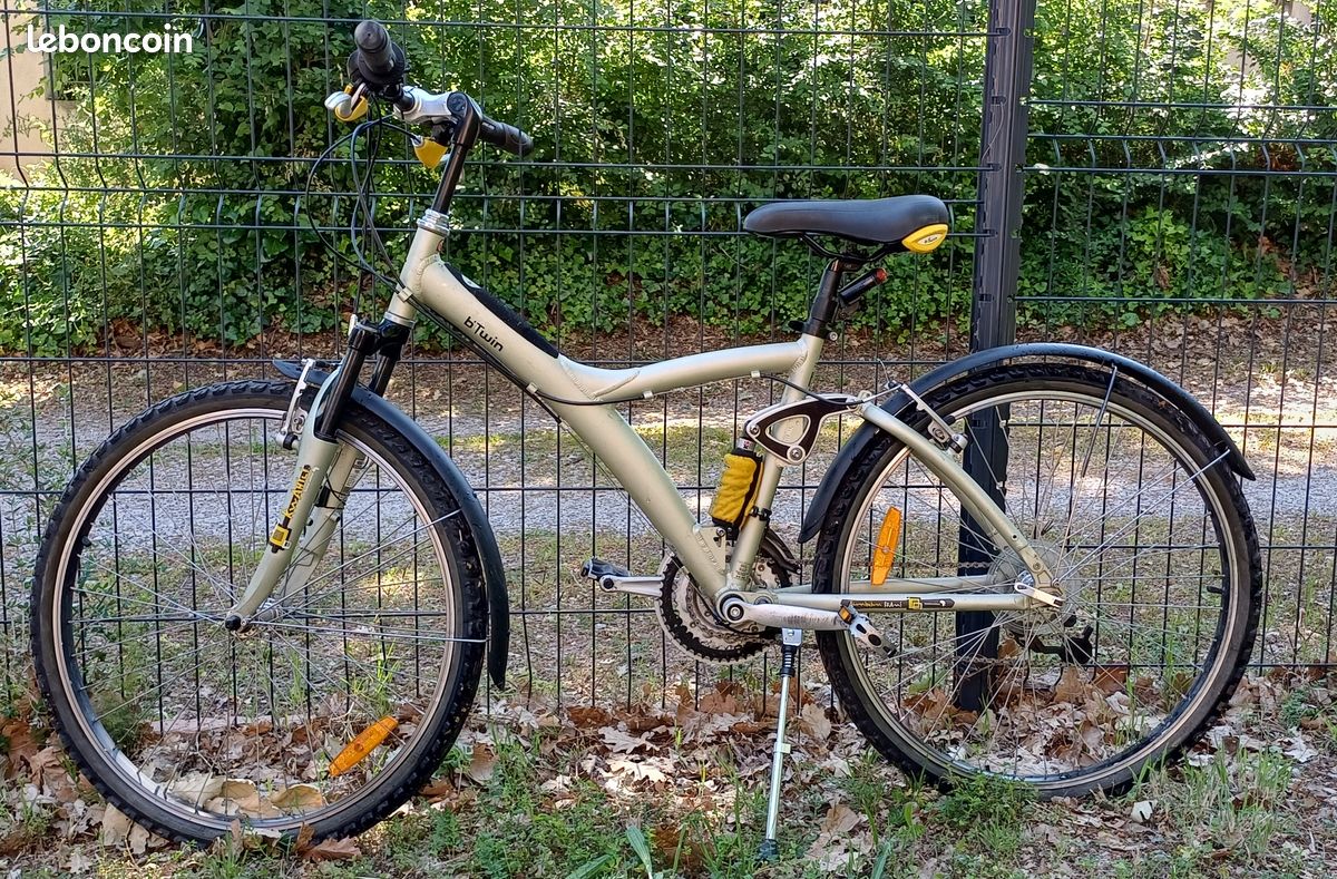 Magnifique VTC B-TWIN 26 pouces ultra confortable (tout suspendu, selle en gel ...) (image 2)