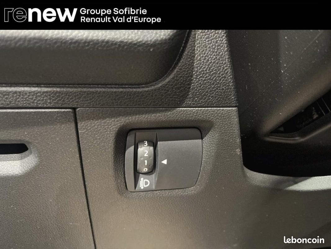 Dacia Sandero TCe 90 CVT - 22 Confort (image 13)