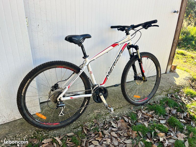 VTT Merida big seven 20 Vélos