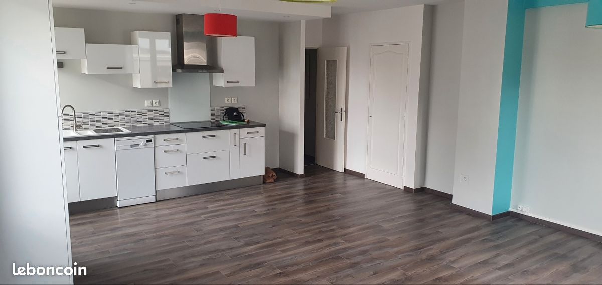 Appartement 2 pièces 57 m² · à Bourgoin-Jallieu · 57 m² · 790 €/mois