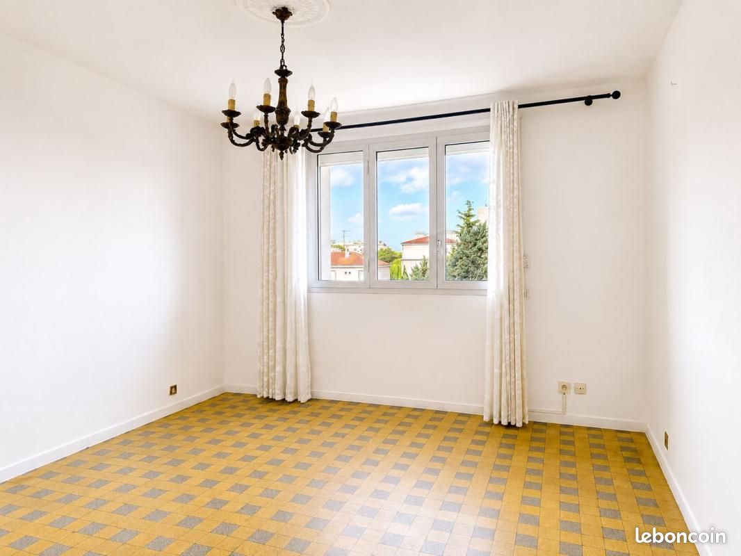 Appartement 3 pièces 51 m² · à Marseille · 51 m² · 121 500 €