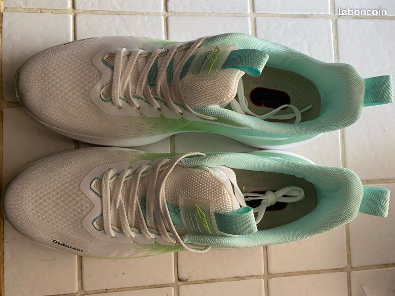 Chaussures de sport (image 3)