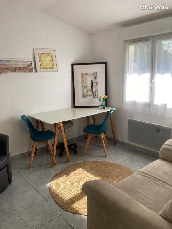 Joli bureau (image 1)