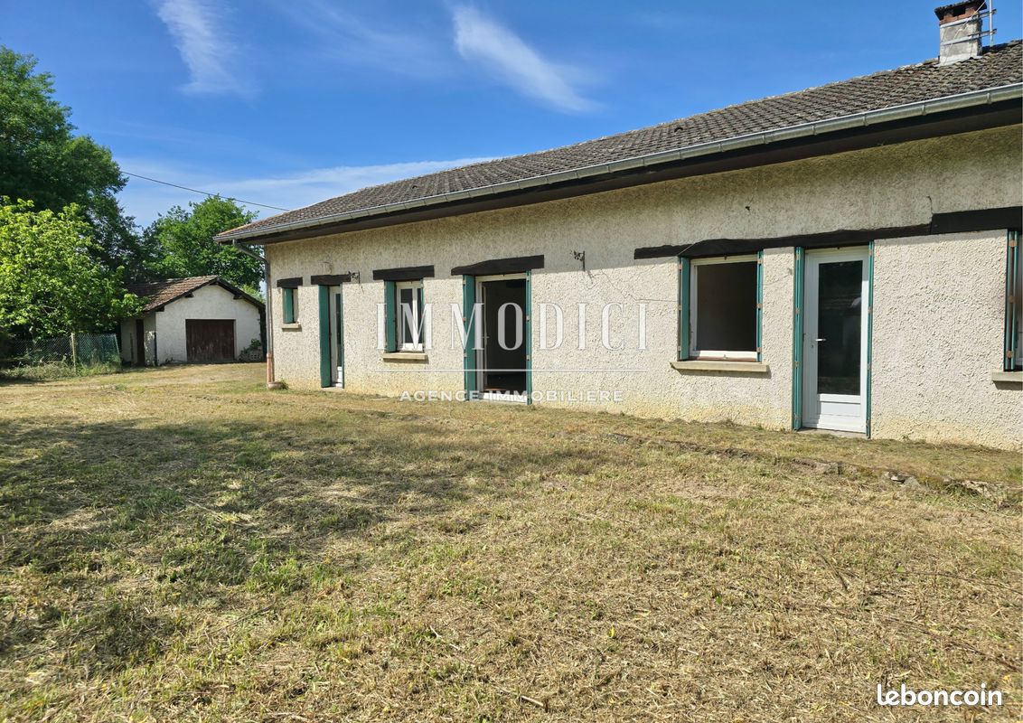 Maison 4 pièces 140 m² · à Saint-Trivier-de-Courtes · 140 m² · 199 000 €
