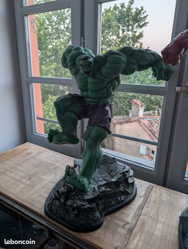 Sideshow Hulk (image 1)