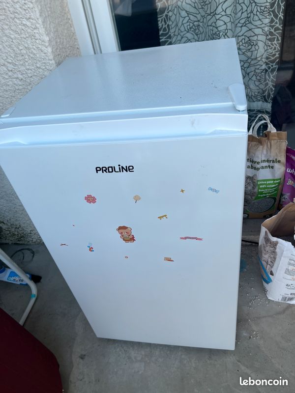 Vente de frigo et table (image 5)