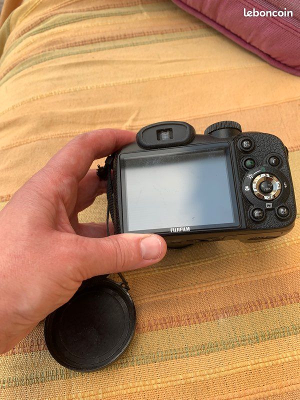 Fujifilm FinePix S1600 (image 7)