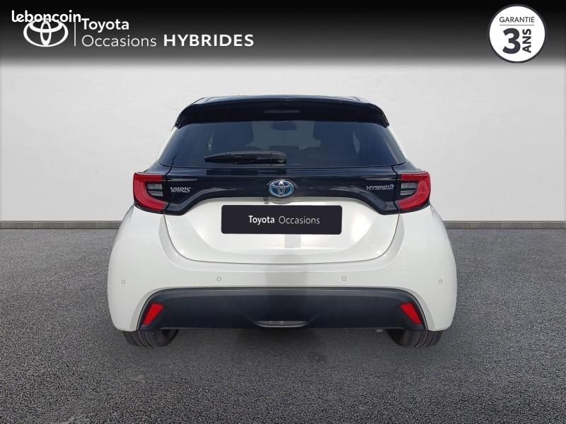 Toyota Yaris 116h Design 5p MY22 (image 4)