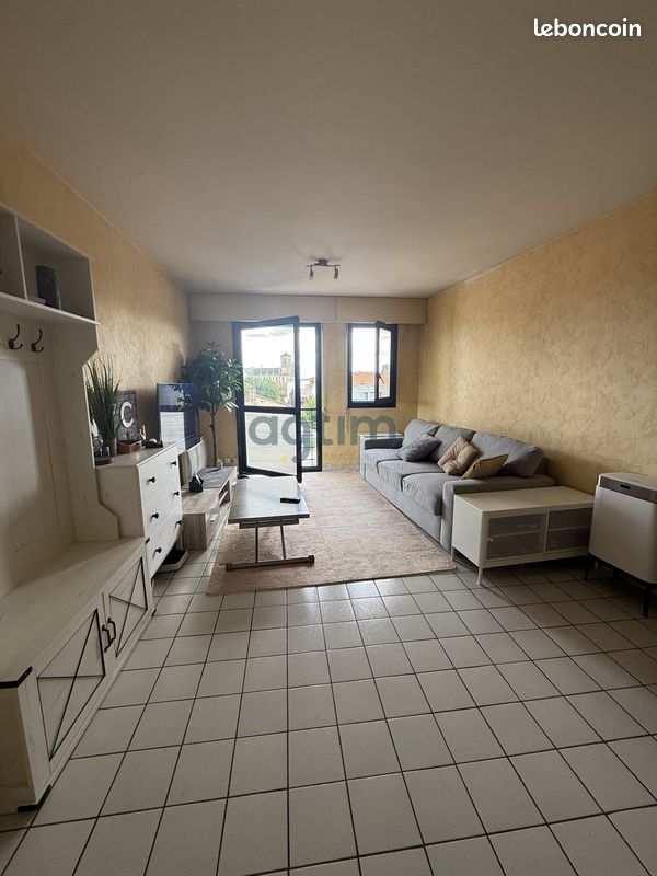 Appartement 1 pièce 32 m² · à Montaigu-Vendée · 32 m² · 531 €