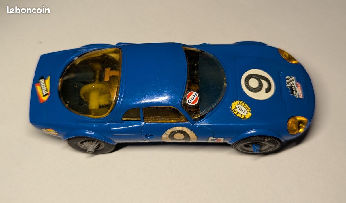 Jouef 3662 - Matra F1 Bleue Clair N°50 & 2 Frotteurs - Modélisme