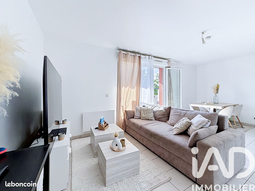 Appartement 3 pièces 57 m² · à Savigny-le-Temple · 57 m² · 174 000 €