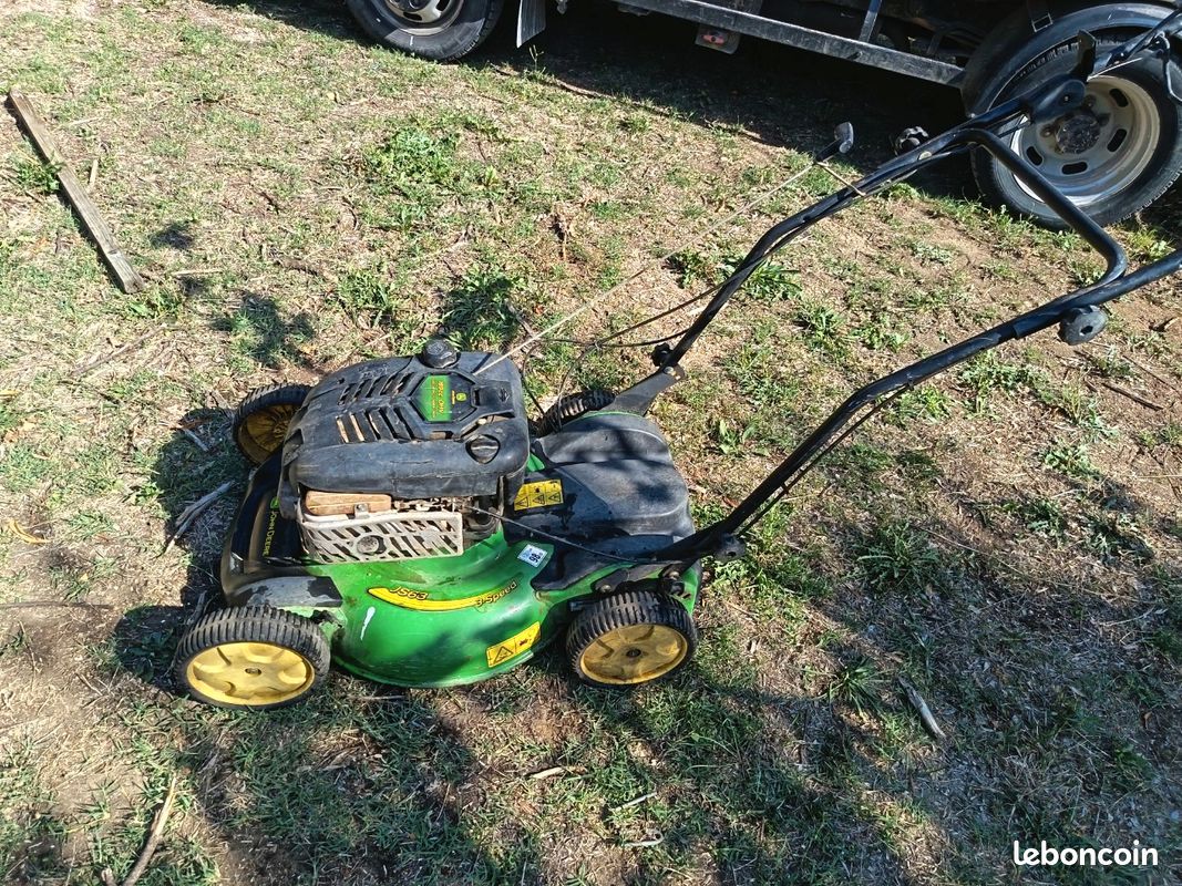 Tondeuse John Deere (image 1)