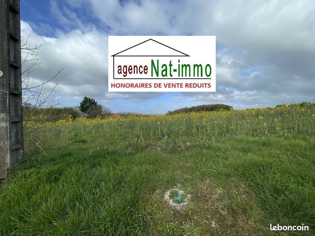 Terrain 1 098 m² Courtemaux · 22 000 €
