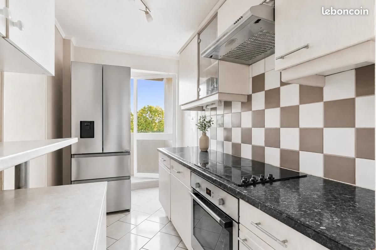 Appartement 2 pièces 54 m² · à Épinay-sur-Seine · 54 m² · 207 000 €