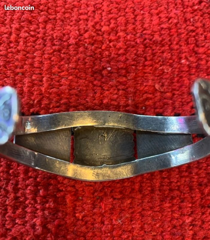 Bijoux Marocain Bracelet ancien en argent orné de pierres - Morocco Crafts