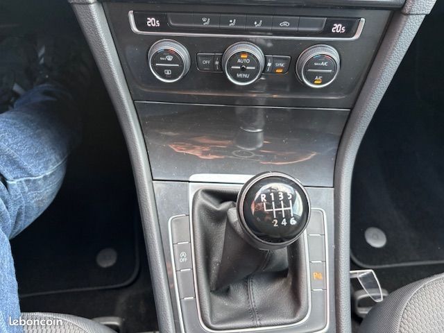 Volkswagen GOLF VII 1.0 TSI 115CH CONFORTLINE BUSINESS EURO6D-T 5P (image 28)