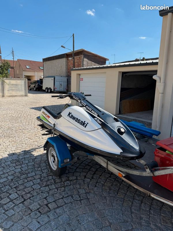 Jet ski kawasaki (image 1)