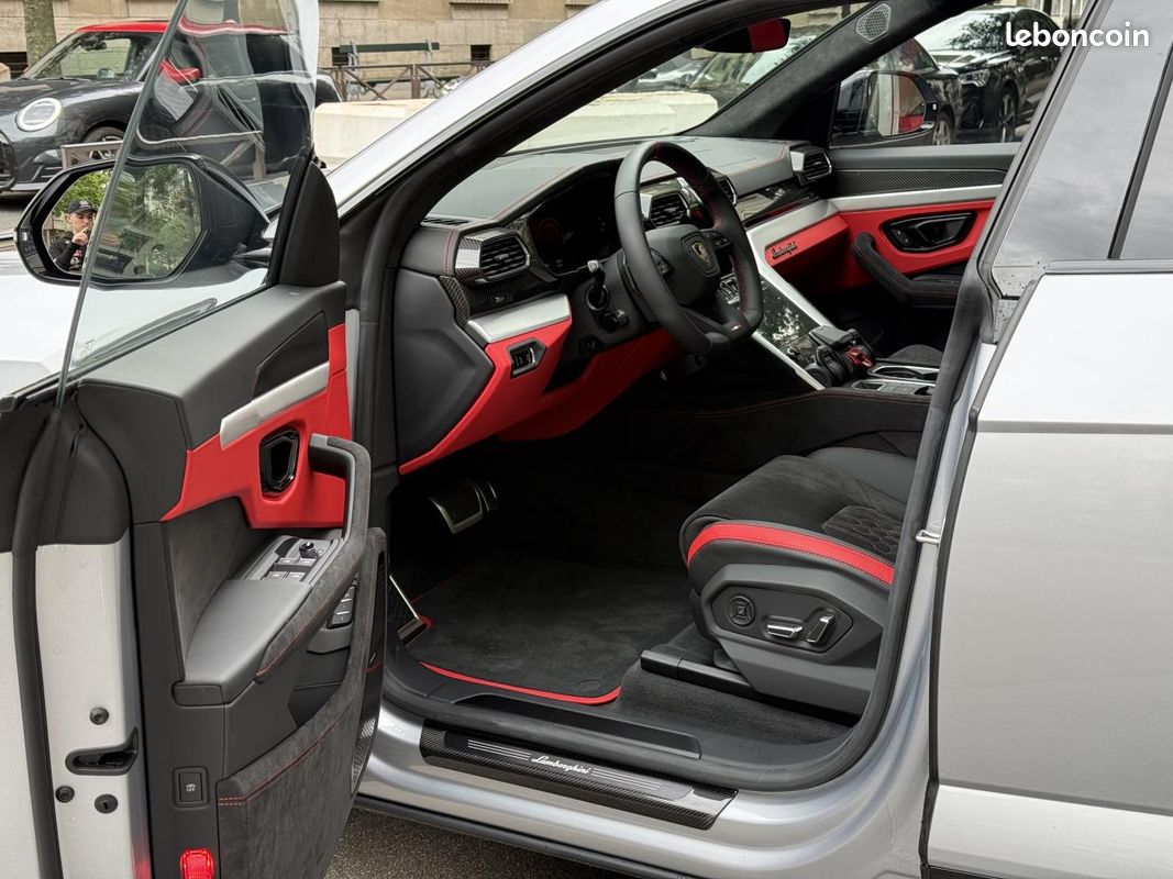 LAMBORGHINI URUS S 4.0i V8 Biturbo - BVA . 666ch (image 22)