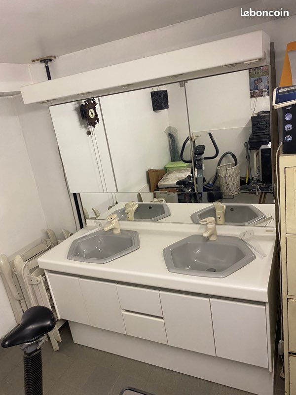 Salle de bain (image 1)