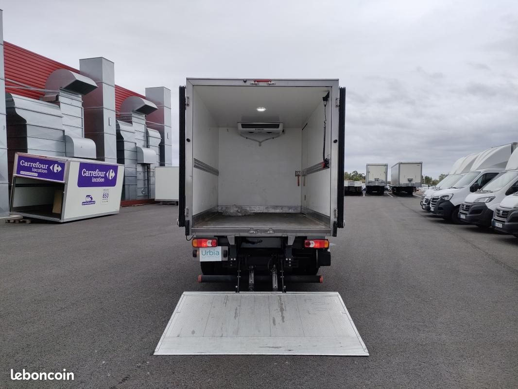 Renault Master CHASSIS CABINE FRIGO POSITIF/NEGATIF 12M3 165 CV HAYON 3.5 T (image 6)