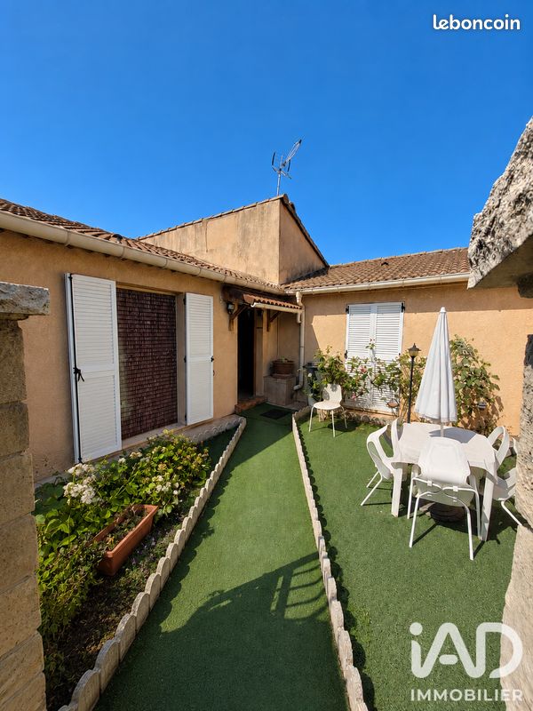 Maison 4 pièces 93 m² · à Carros · 93 m² · 398 000 €