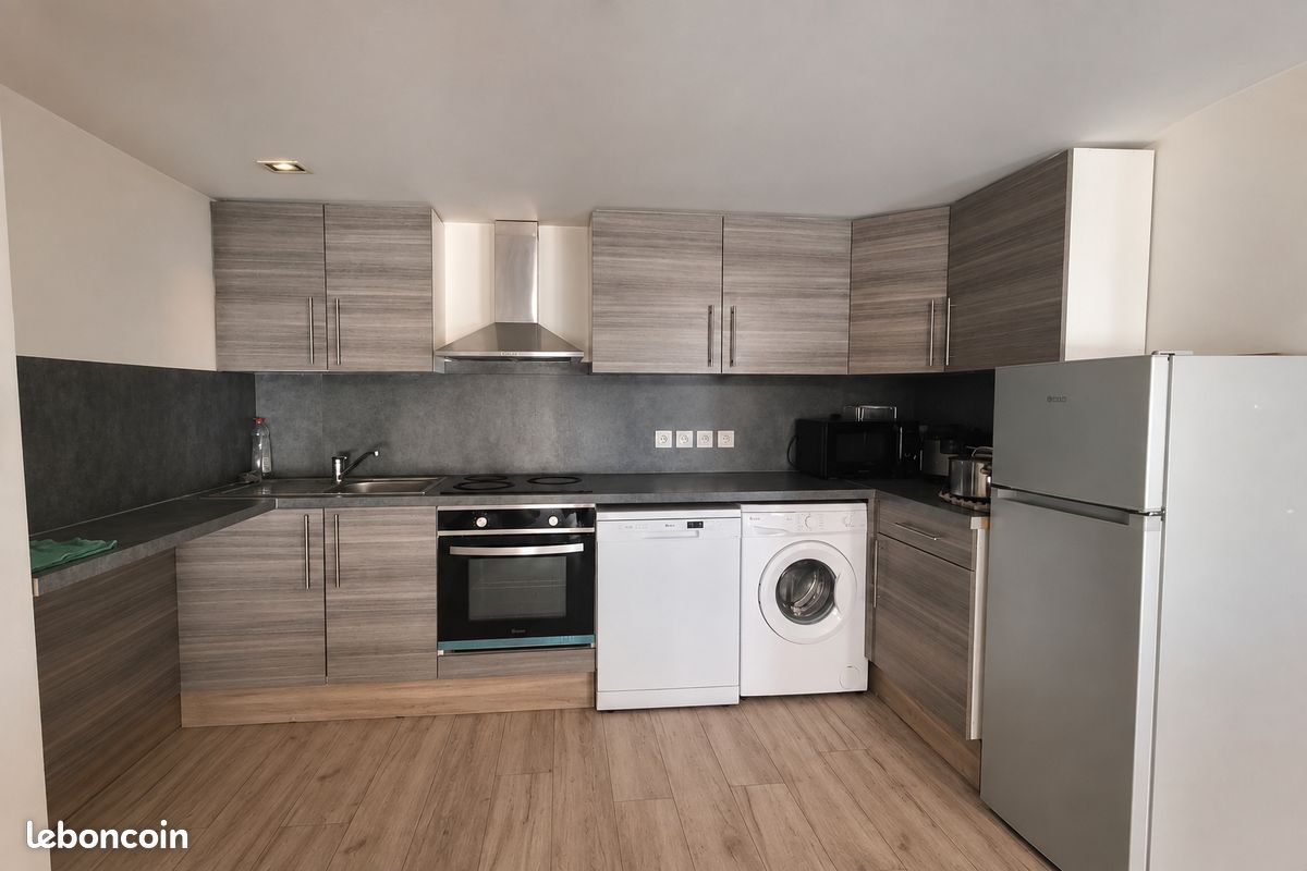 Appartement 3 pièces 51 m² · à Saint-Étienne · 51 m² · 650 €/mois
