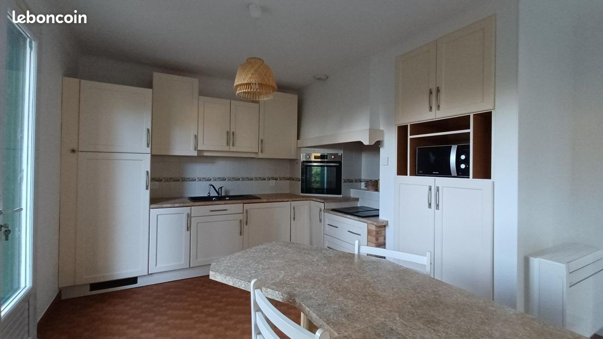 Maison 7 pièces 153 m² · à Fillé · 153 m² · 293 440 €
