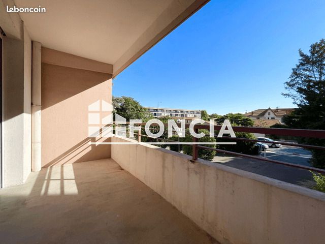 Appartement 3 pièces 73 m² · à Istres · 73 m² · 860 €