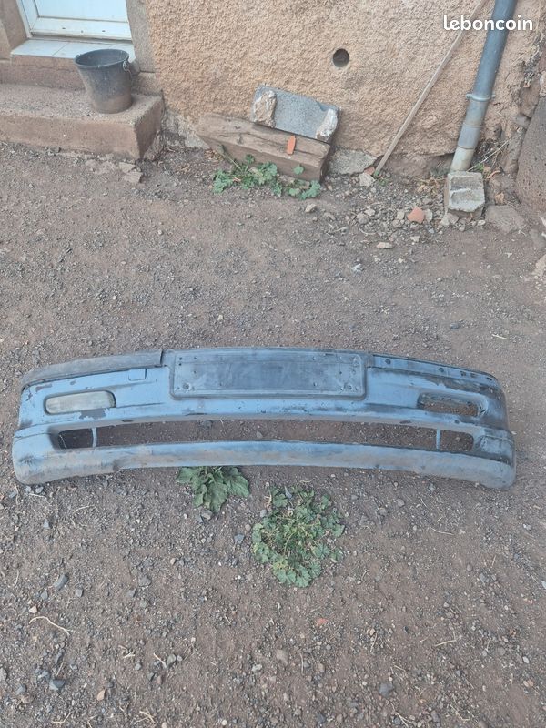 Toute pièce de bmw 330d e46 (image 2)