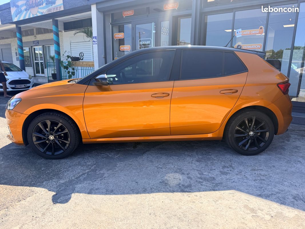 SKODA FABIA 1.0 TSI 95 CH SPORT EDITION + CAMERA DE RECUL + CARPLAy (image 2)