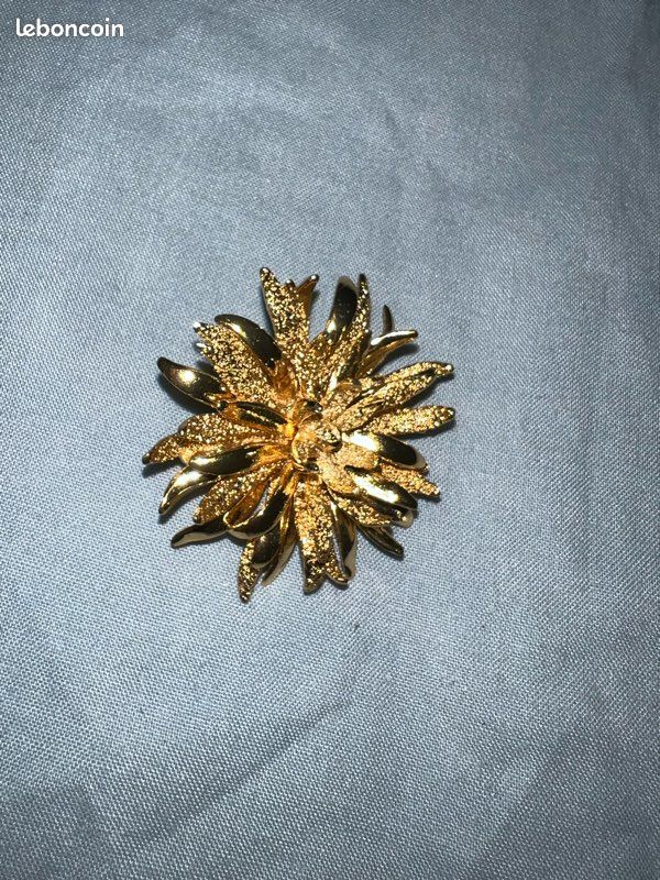 Broche ORENA PARIS Motif Soleil En Métal émaillé - état Neuf, Occasion