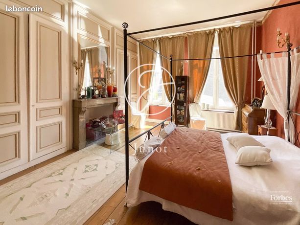 Maison 10 pièces 270 m² — 6