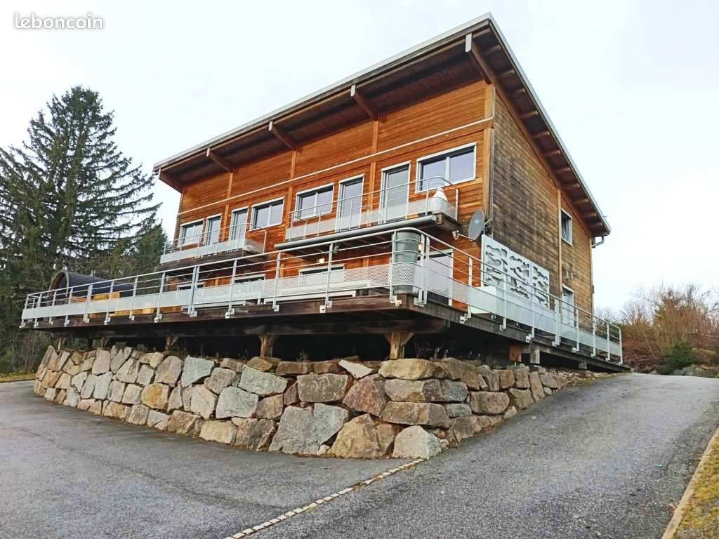 Maison 10 pièces 230 m² · à Gérardmer · 230 m² · 1 285 000 €