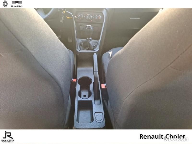 Dacia Sandero 1.0 TCe 90ch Stepway Essential -24 (image 20)