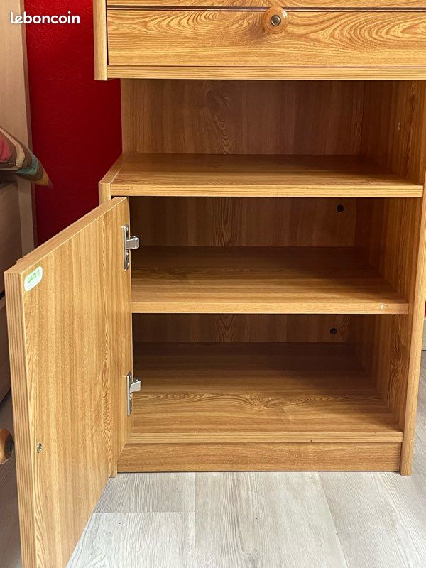 Bureau en bois (image 2)