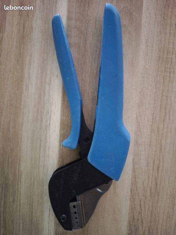 Pince à sertir Facom (image 2)