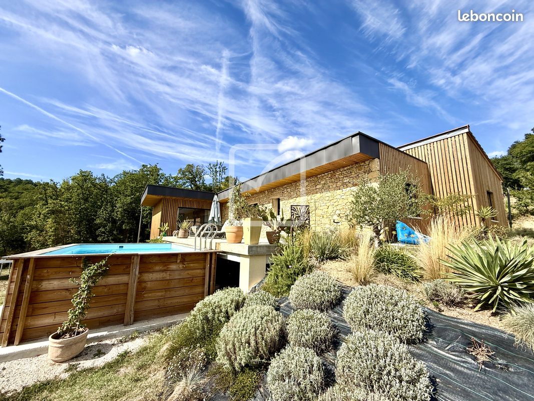 Maison 5 pièces 174 m² · à Tamniès · 174 m² · 575 000 €