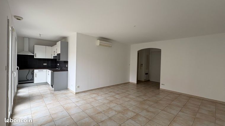 Jolie maison de 80m2 dans une résidence fermée