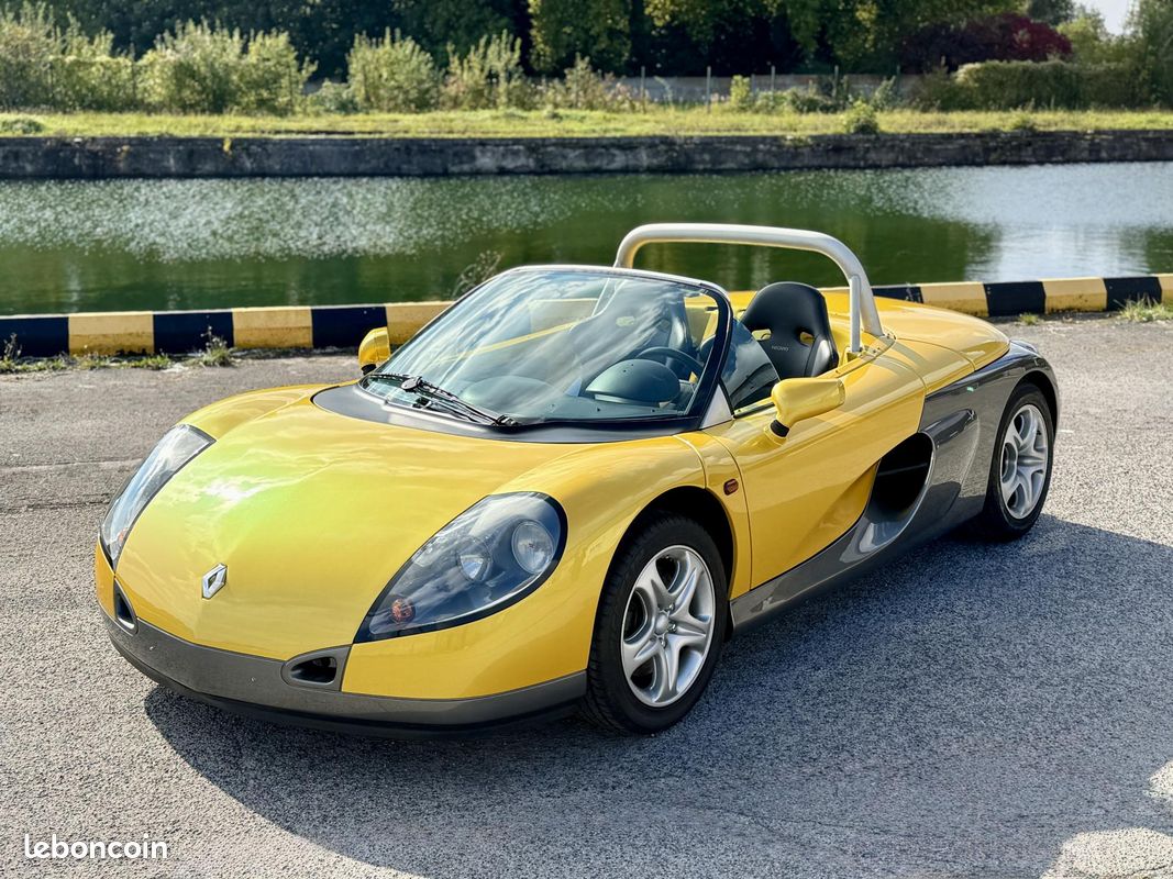 RENAULT SPIDER NEUF Seulement 154 KM  - COLLECTOR - PARE BRISE (image 1)